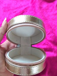 Round Box