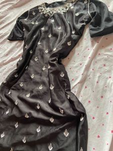Elegant Black Embroidered Kurti