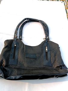 Chic Black Handbag