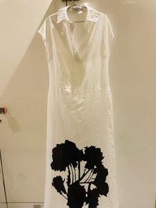 BEAUTIFUL MAXI DRESS BY MISLOOK IN M