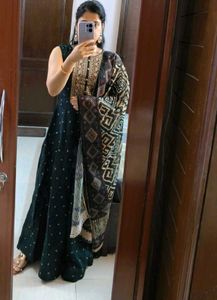 Women Green Partywear Zari Embroidery Suit Set