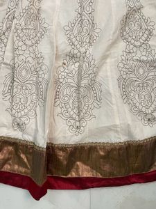 Elegant White &amp; Gold Anarkali