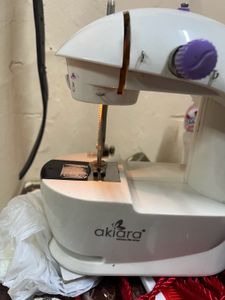 Mini Sewing Machine Akiara