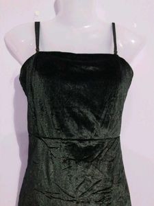 VELVET BODYCON