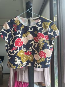 Zara Floral Print Crop Top