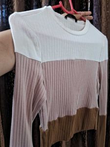 Color Block Crop Top