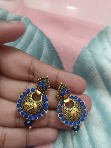 Golden Earrings With Blue Stones✨💙