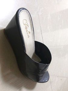 High Heels From America For Your Parties