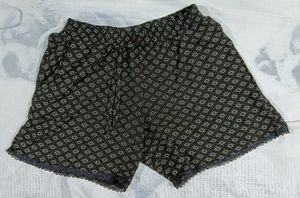 Shorts With Lace