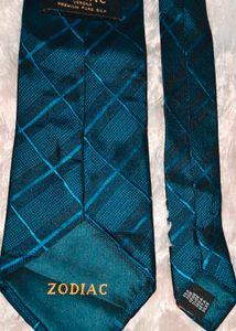 Zodiac Branded Blue Plaid Tie Pure Silk