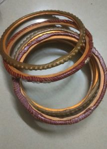 Vintage Red &amp; Gold Bangle Set