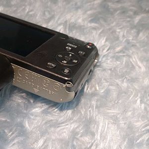 Nikon Coolpix A300 WiFi/Bluetooth Camera 21MP 8x