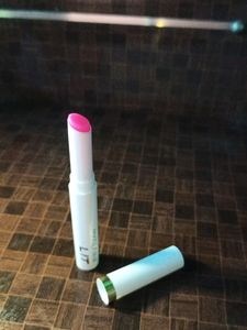 pH Lip Balm LIT