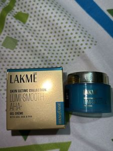 Lakme Lumi Smooth Aha