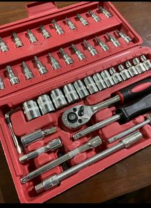 Socket Wrench Set - Complete Tool Kit