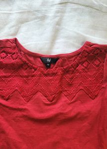 Fig Branded Maroon Top. Size XS