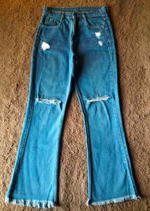 Frayed Hem Flare Jeans