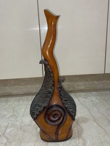 Wooden Sleek Elegant Flower Vase With Leaves Bunch