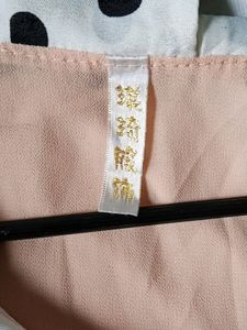 Women&#39;s Tops