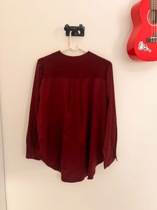 korean aesthetic maroon shirt w/ sweater details