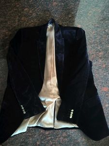 Velvet Blazer - Stylish &amp; Unique