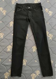 Black Jeans