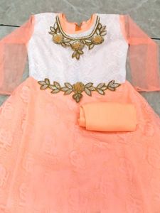 Gown With Legi