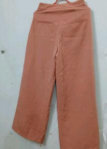 Trendy Peach Pants