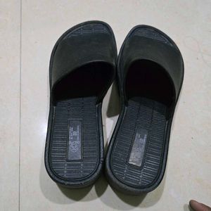 Zudio Black Flip Flop heels