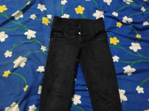 2 High-Waisted Black Jeans(Combo)