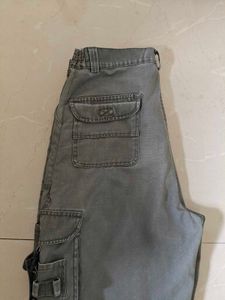 Vintage Olive Cargo Pants 👖😀