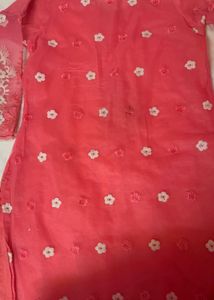 Pink Floral Embroidered Kurta UNUSED