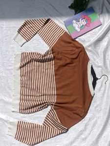 Y2k Striped Sweater Or Pullover 🤎