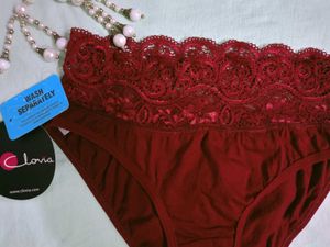 Clovia Burgundy Lace Trim Panty♥️🍒