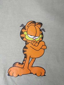 Garfield Graphic Crop Top