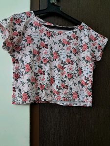 Floral Printed Crop Top