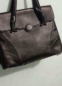 Tai Hong Purse