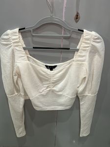 Off White Sweatheart Neck Puff Sleeves Top