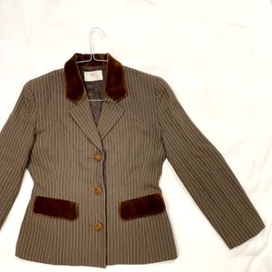Brown Striped Blazer🤎