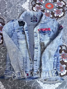 Stretchable Denim Jacket with Patches