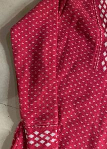 woolen Pink Embroidered Kurta