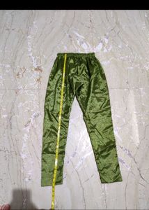 Reduced Price Beautiful 4 Pieces Set