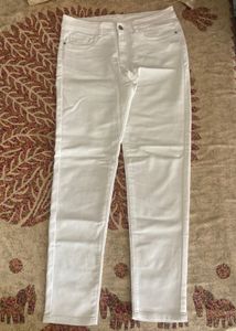 White Slim-fit Jeans