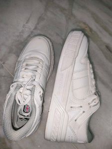 Red Tape Sneaker