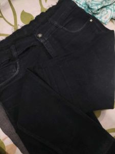 Black Skinny Jeans
