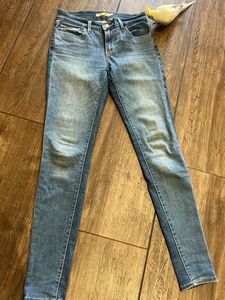 Levis Super Skinny Jeans 👖 Size 27