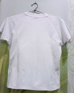 NIKE WHITE TSHIRT🎀