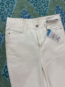 White Flare Jeans Zudio