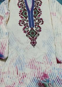 Beautiful Floral Printed Kurti