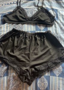 Black Lace Trim Lingerie Set